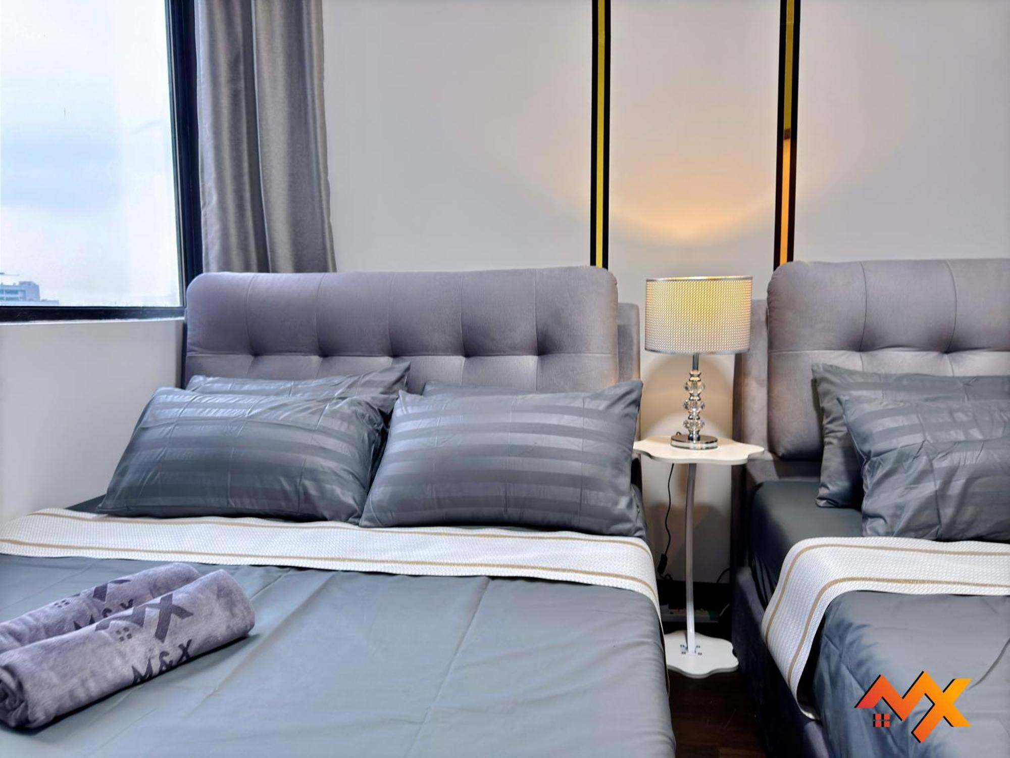 Pangsapuri R&f Mall Princess Cove 10-12pax Sea View-smart Tv 70inch