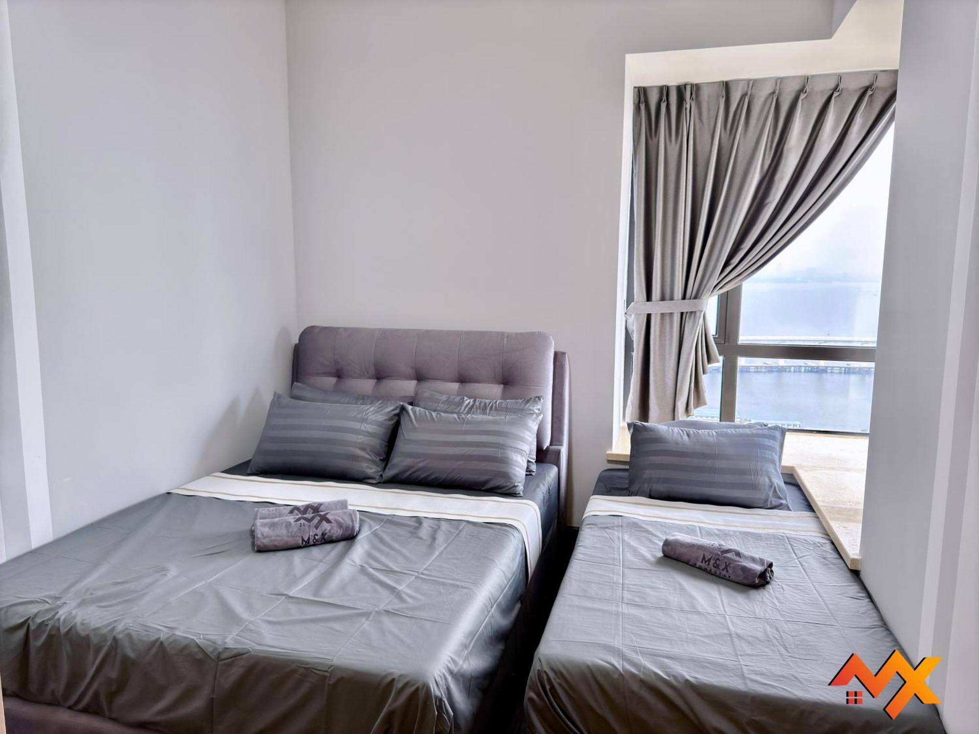 Pangsapuri R&f Mall Princess Cove 10-12pax Sea View-smart Tv 70inch